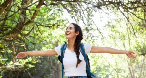 Tim Cook pide dejar de ‘scroll’ y disfrutar de la naturaleza