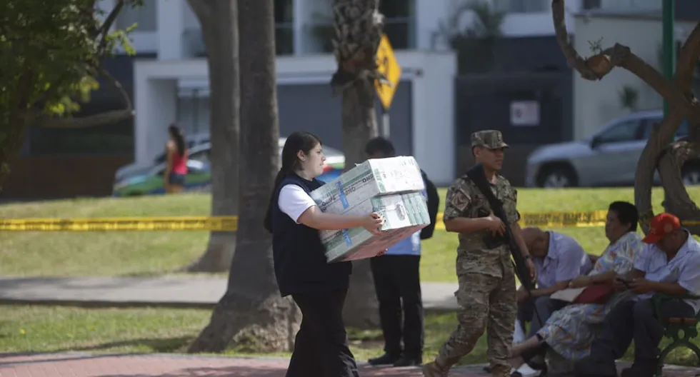 Trabajar el día de elecciones: Guía legal sobre multas y derechos laborales