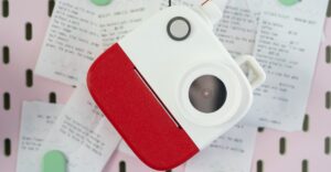 La Cámara de Poesía: Un Gadget Encantador que Genera Poemas con IA