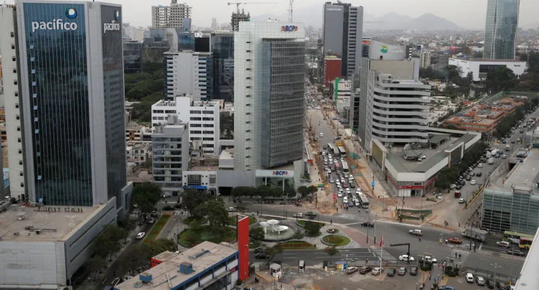 Verano Dinámico en la Economía Peruana: Tres Indicadores Clave de Crecimiento