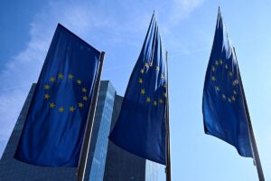 Comisión Europea exige a Google compartir datos de búsqueda con competidores bajo la Ley de Mercados Digitales