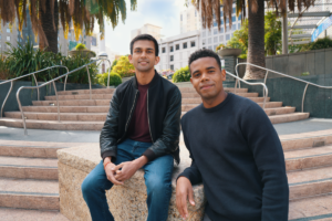 La batalla de los ‘vibe-coding’ apps: Cómo Apple está redefiniendo la creación móvil