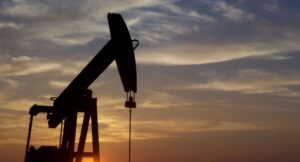 Alerta en Huavi.pe: El precio del diésel sube y la producción de petróleo se desploma en Perú