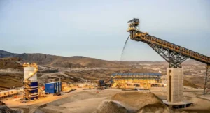 Inversión minera en récord histórico, pero expertos advierten sobre la sostenibilidad del crecimiento