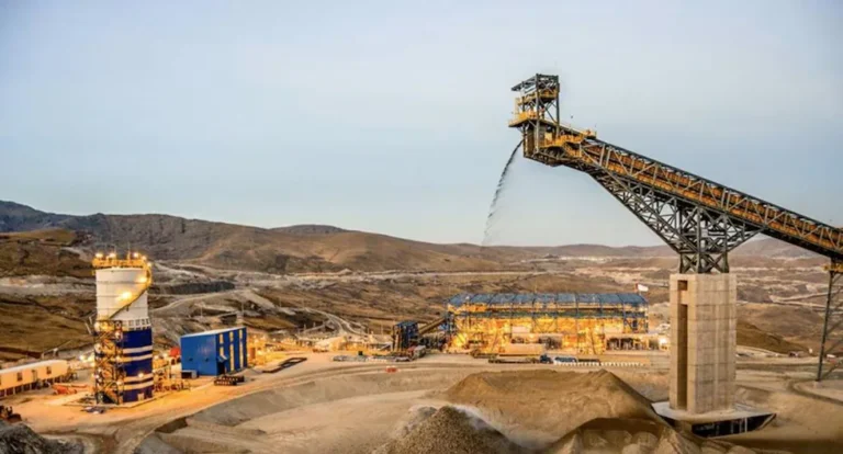 Inversión minera en récord histórico, pero expertos advierten sobre la sostenibilidad del crecimiento
