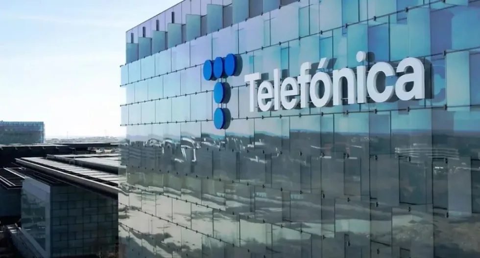 Telefónica vende su negocio en México por US$ 450 millones a consorcio liderado por OXXO