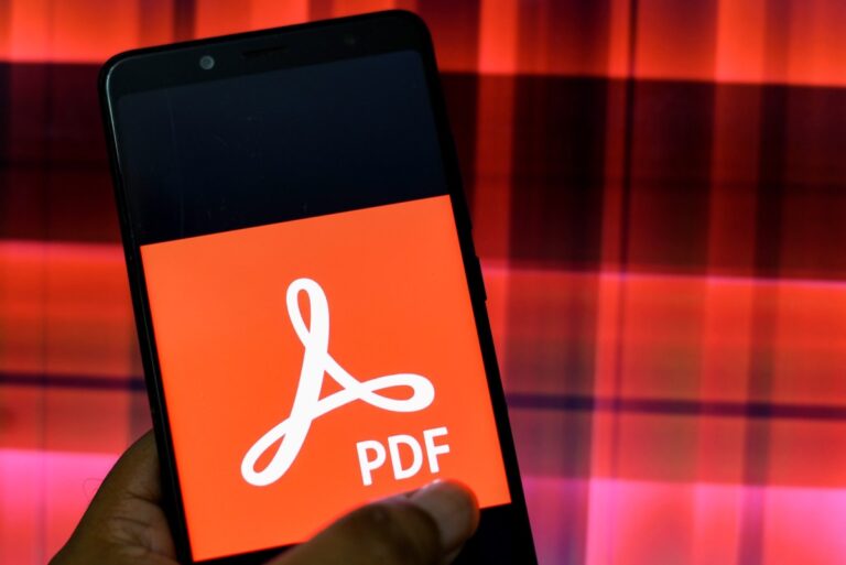 Adobe parchea fallo de seguridad crítico en lectores PDF explotado por hackers