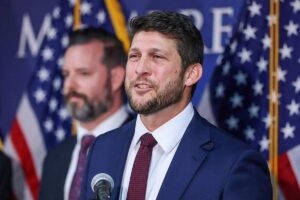 Florida abre investigación criminal contra OpenAI y ChatGPT tras tiroteo masivo