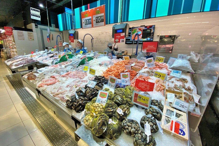 Crisis en el plato: Por qué el pescado está sufriendo un desplome histórico en los hogares españoles
