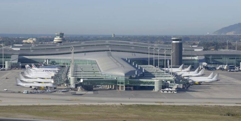 El rechazo definitivo: Aerolíneas y expertos tachan inviable la ampliación de El Prat sobre el mar