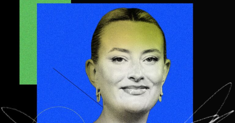 El Secreto del Éxito Digital: Cómo Amelia Dimoldenberg Blindó su Control Creativo