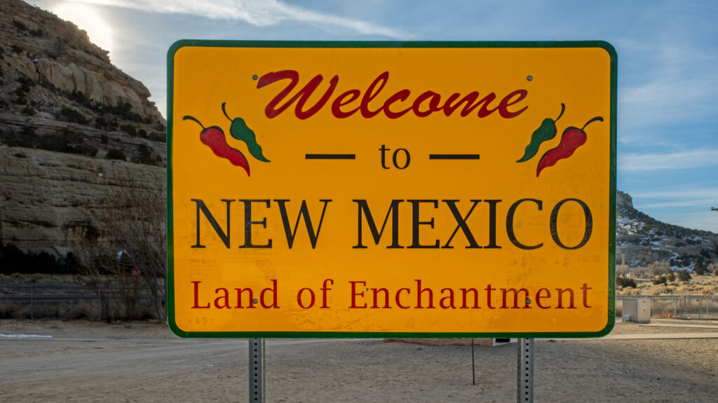 Meta amenaza con retirar sus aplicaciones de Nuevo México ante demandas estatales