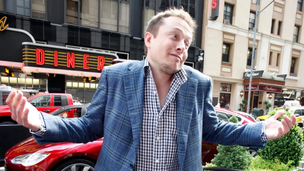 Elon Musk confiesa que xAI usó IA de ChatGPT para entrenar Grok