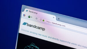 Es Bandcamp Friday: Cómo apoyar a los artistas independientes
