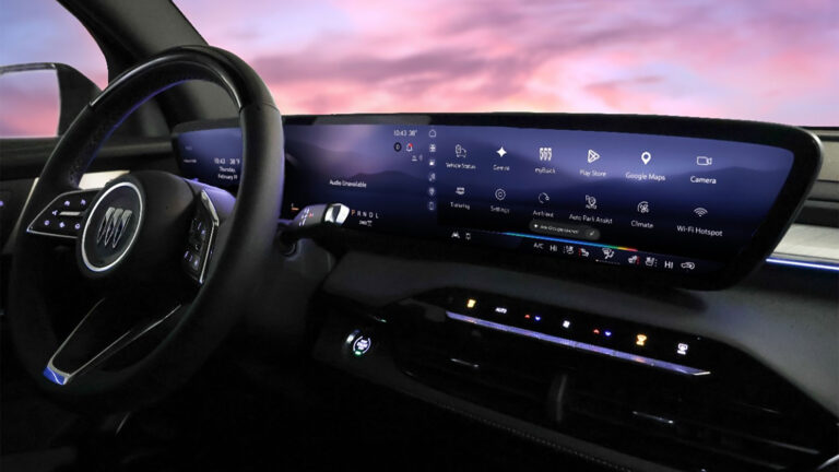 Tu coche se volverá más inteligente gracias a Gemini: esto es lo que cambia