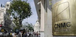 La CNMC pospone la multa a gasistas tras revisar los problemas de atención al cliente