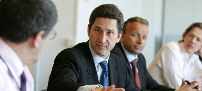 Liberty Global irrumpe en Vodafone: Un movimiento estratégico que acelera la consolidación de las telcos europeas