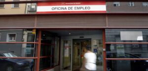 TSJ Barcelona: Indemnización por despido supera los 33 días y reconoce perjuicio laboral
